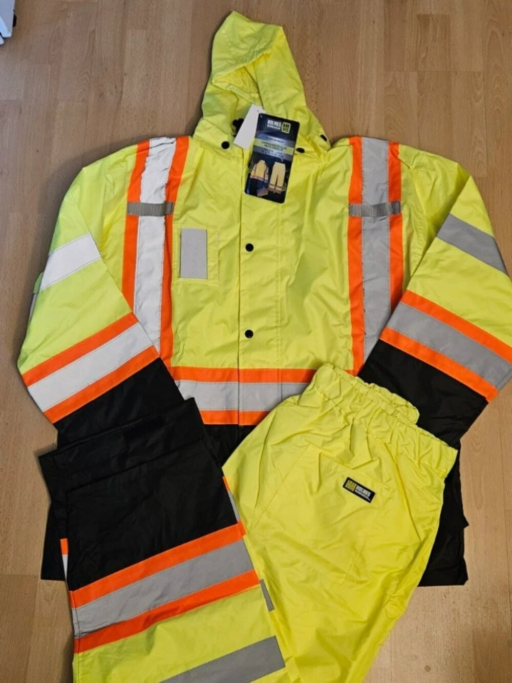 Holmes Workwear ANSI Class 3 Type R Hi Vis Rain Suit large Waterproof Reflect - product detail image 1