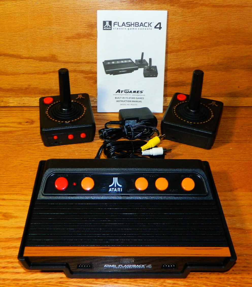 Atari flashback classic game console w/ Built-in 75 Games Bundle Works
