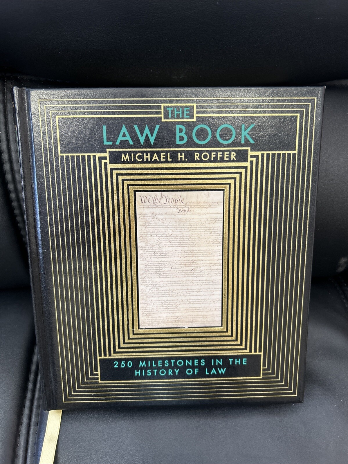 The Law Book: From Hammurabi to the International Criminal Court - HB VG