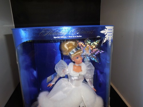 1996 Walt Disney's Cinderella Holiday Princess - Picture 2 of 6