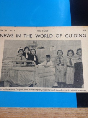 L3-2 ephemera 1935 Picture Zaragoza Spain Hospital Visit  Girl Guides