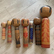Japanese Kokeshi Wooden Doll Set Lot of 7 Folk Art Collectible 13+