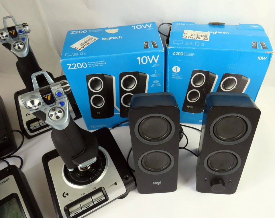 Bastlerware Logitech & Saitek – Misch-Kiste Defekt/ungeprüft – Ersatzteile #AW10 - Bild 4 von 4