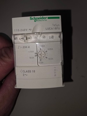 Schneider Electric Motor Starter Overload Relay LUCA18FU -  NEW IN OPENED BOX