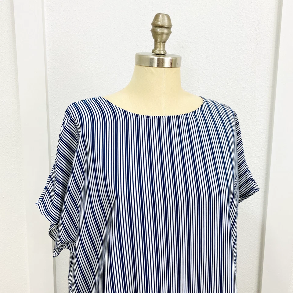 Bar III Women's Dress size Large Blue Striped Shift Foto 3 de 4