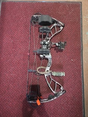 Obsession Hemmorhage Bow, RH, 28'' Draw, 70lb
