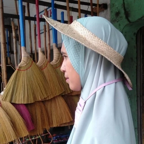 Beach Hat Pandan Leaves Boater Handmade Quilted Eco-Friendly & Sustainable