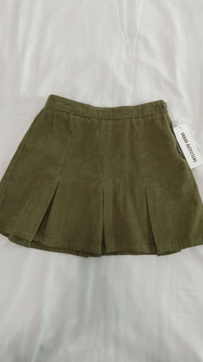 urban outfitters green skirt
