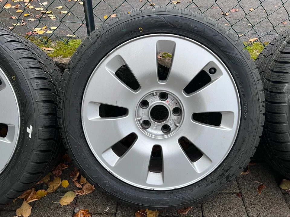 AUDI A6 C5 Original V8 Felgen mit Winterreifen 255/40 R17 98V NEU TOYO SNOWPROX - Bild 4 von 4