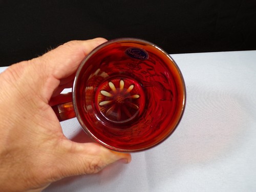 Imperial Robin Red Carnival Glass Mug INV3 - Picture 7 of 8