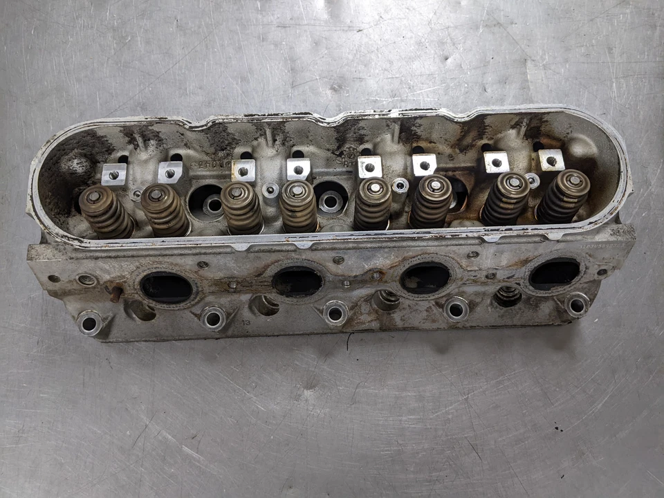 Culata para 02-06 Cadillac Escalade 6.0 317 Gas Foto 2 de 4