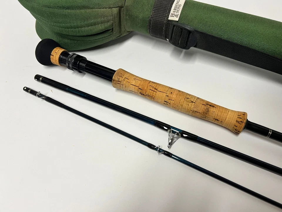Sage RPLXi 1090-3 Graphite III Fly Rod w/Nice Rod Reel Carrying Case - Image 3 of 4