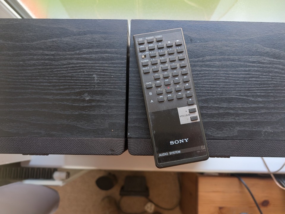 Sony LBT-V701 Stereo Stack System HiFi Separates+ Speakers + Remote ...