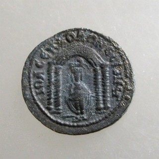 NISIBIS MESOPOTAMIA AE26_____Philip II Roman Provincial_____TETRASTYLE TEMPLE