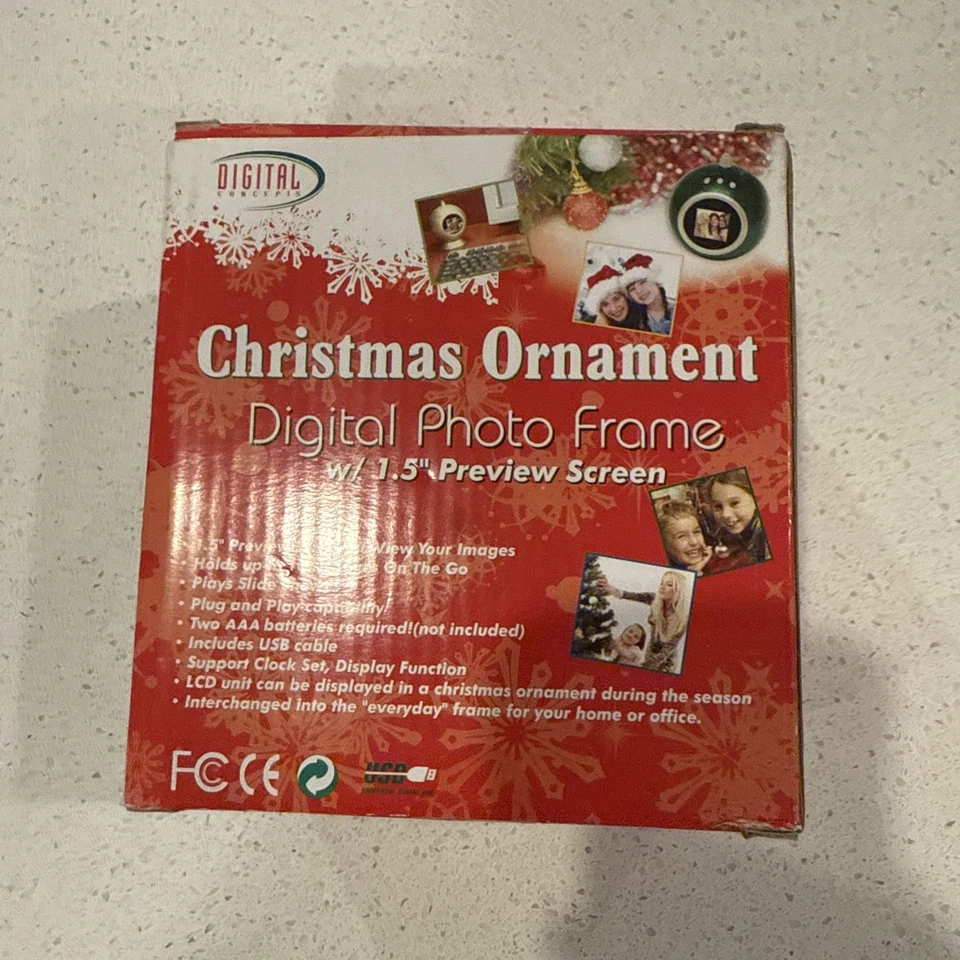 Digital USB Photo Frame Christmas Ornament - Holds 100 Photos - Stands or Hangs - Image 3 of 4