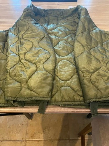Unicor M-65 Cold Weather Coat Liner Size X-Large Green Quilted image 4