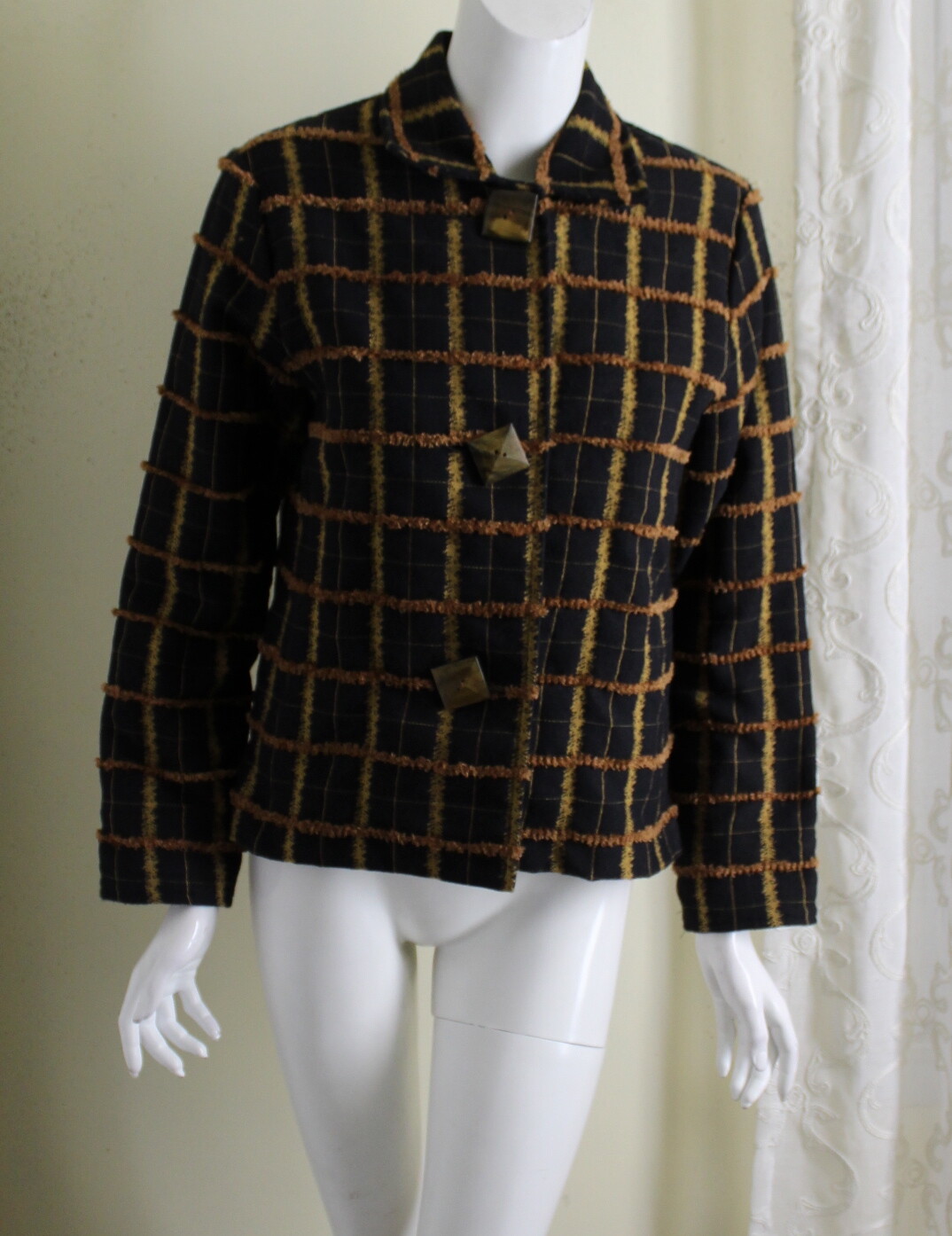 Giacca blazer in ciniglia nera con scollatura dipinta pony taglia M funky chic art to wear