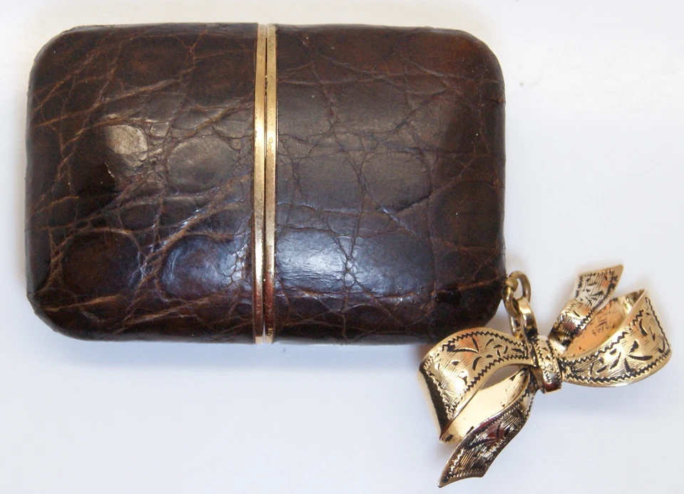 BONITO RELOJ CONVERTIBLE Paul Peugeot años 50 piel de cocodrilo en pin de oro amarillo de 14 quilates Foto 2 de 4