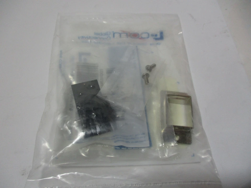 LOT OF 2 L-COM ECF504-C6 IN LINE COUPLER RJ45 JACK-RJ45 - Image 3 of 3