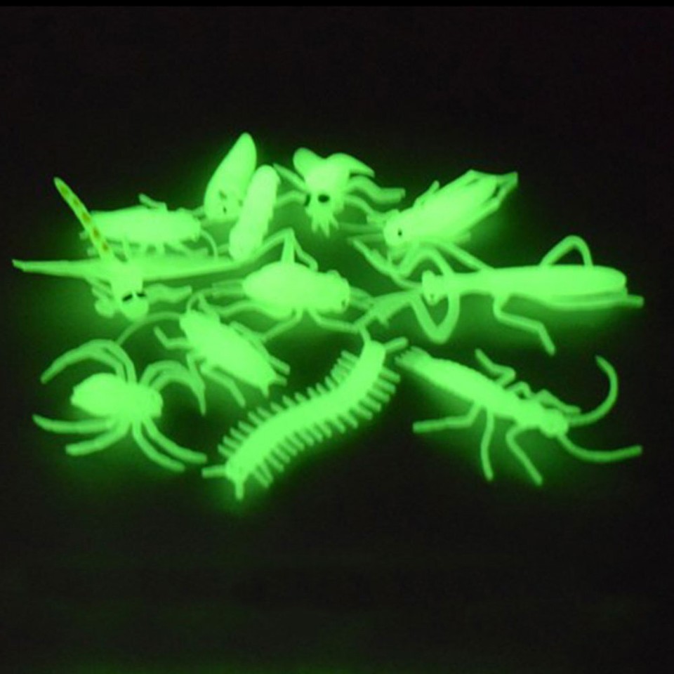 12pcs Glow The Dark Plastic Bugs Glow The Dark Kids Toy Plastic Toy