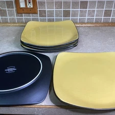 SET  Of 5 Corelle HEARTHSTONE Stoneware 11 3/8" Dinner Plates Tumeric Yellow/blk