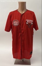 NBA Men's Red Chicago Bulls Button Up Jersey - Size Medium