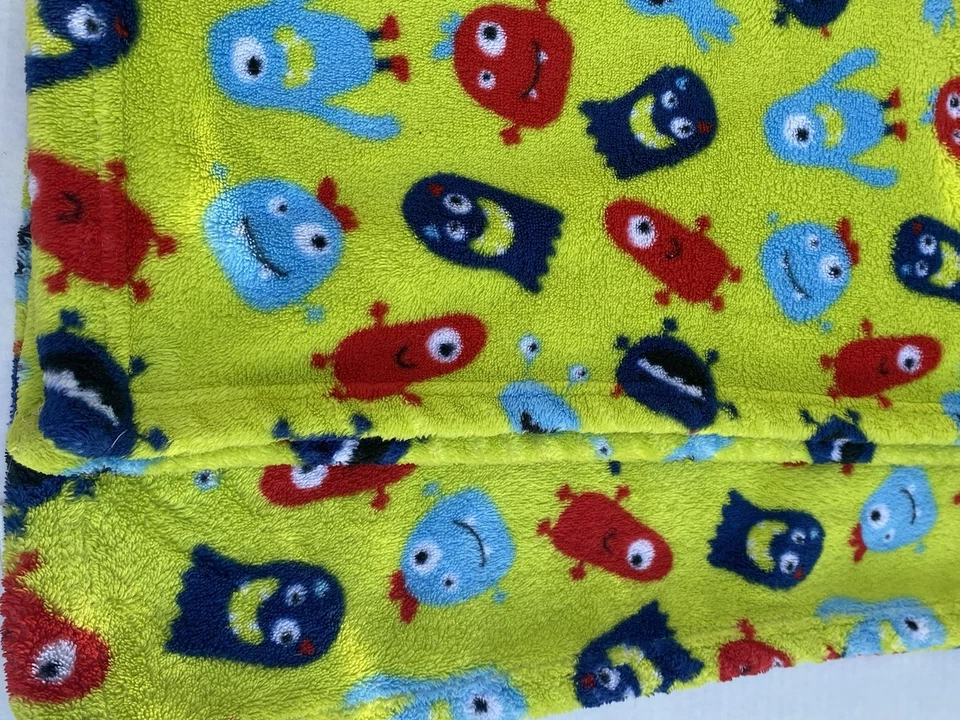 Manta Baby Gear Monster Verde Peluche Suave Lovey 1 Ojo Rojo Azul Foto 3 de 4