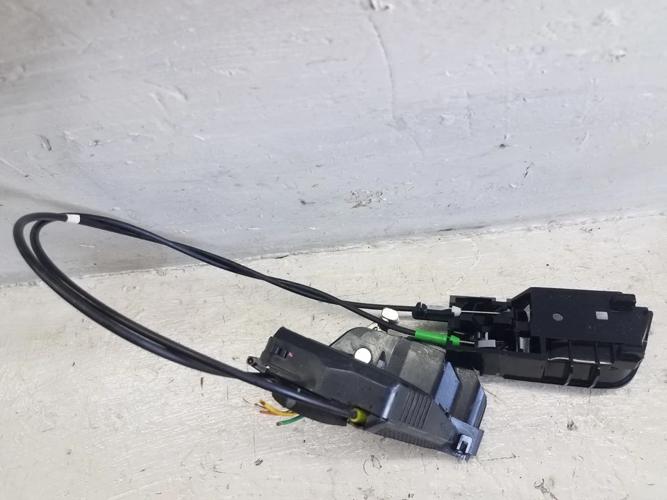 Atuador de trava de porta traseira direita Toyota Prius 2004-2009 maçaneta interna (M314) - Imagem 2 de 3