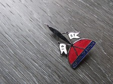 Festival of Britain 1951 Skylon Structure & Pavilion Shape Pin Badge