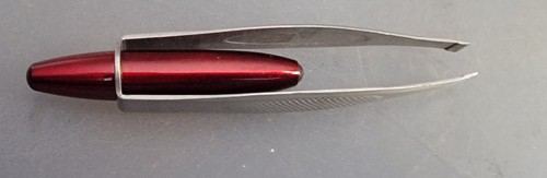 Sally Hansen La Cross Diamond Tip Lighted Tweezers - Slant tip