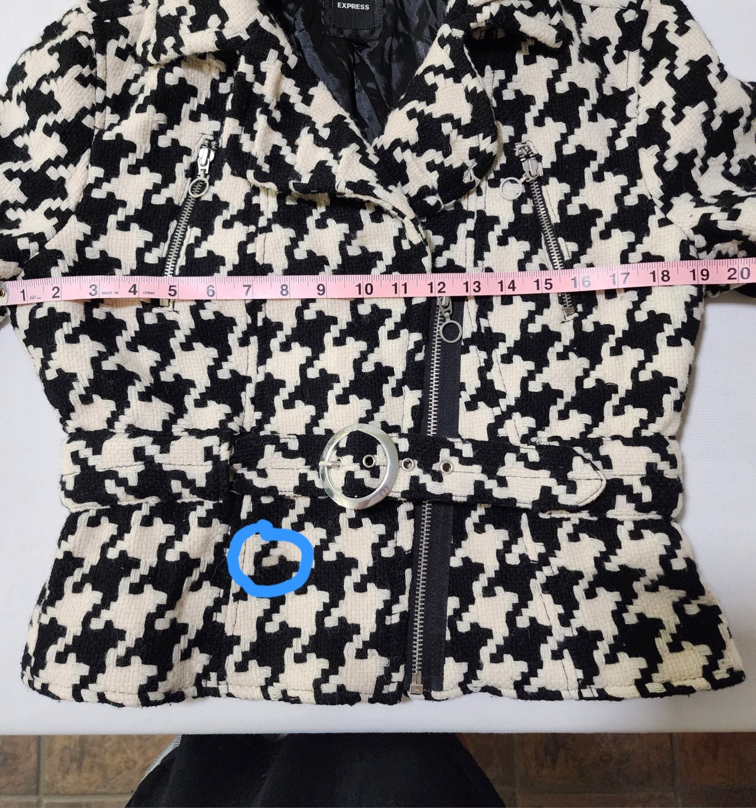 Express Women’s Houndstooth Jacket Size Large Bla… - image 12