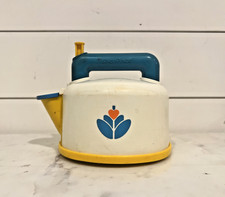 Fisher Price Fun With Food Whistling Tea Kettle Teapot  2113 Vtg 1987 kitchen