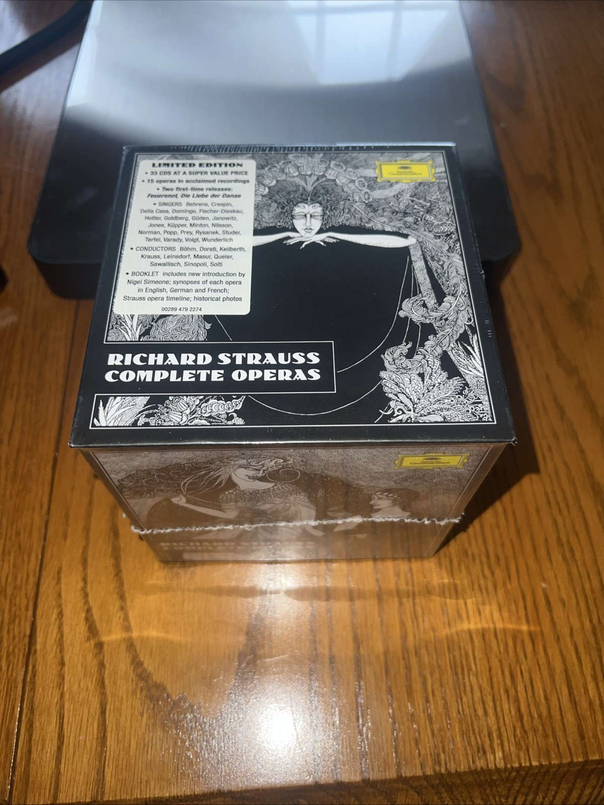 RICHARD STRAUSS: COMPLETE OPERAS: Deutsche Grammophon 33 CD Box