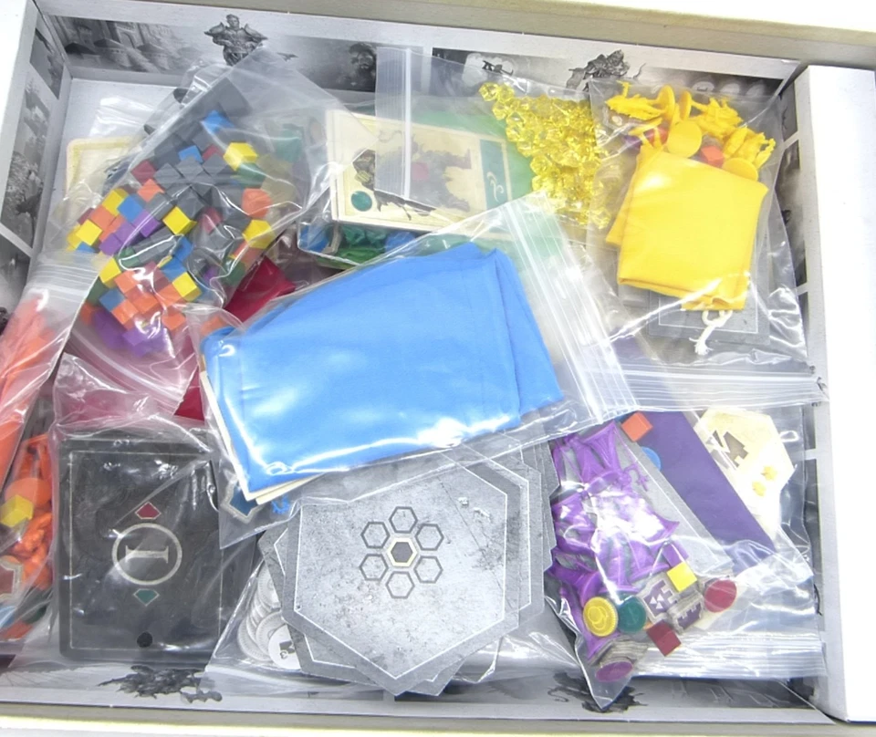 Hyperborea Asmodee deutsche Ausgabe Brettspiel Kellerfund Kellergeruch - Bild 4 von 4