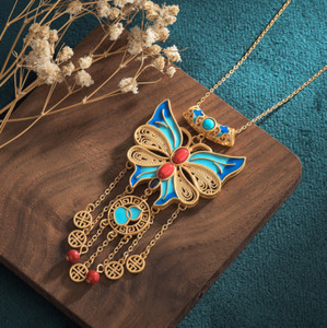 Authentic Cloisonne Enamel Butterfly Jade Pendant Necklace Charm 18K Gold Plated Gemstone