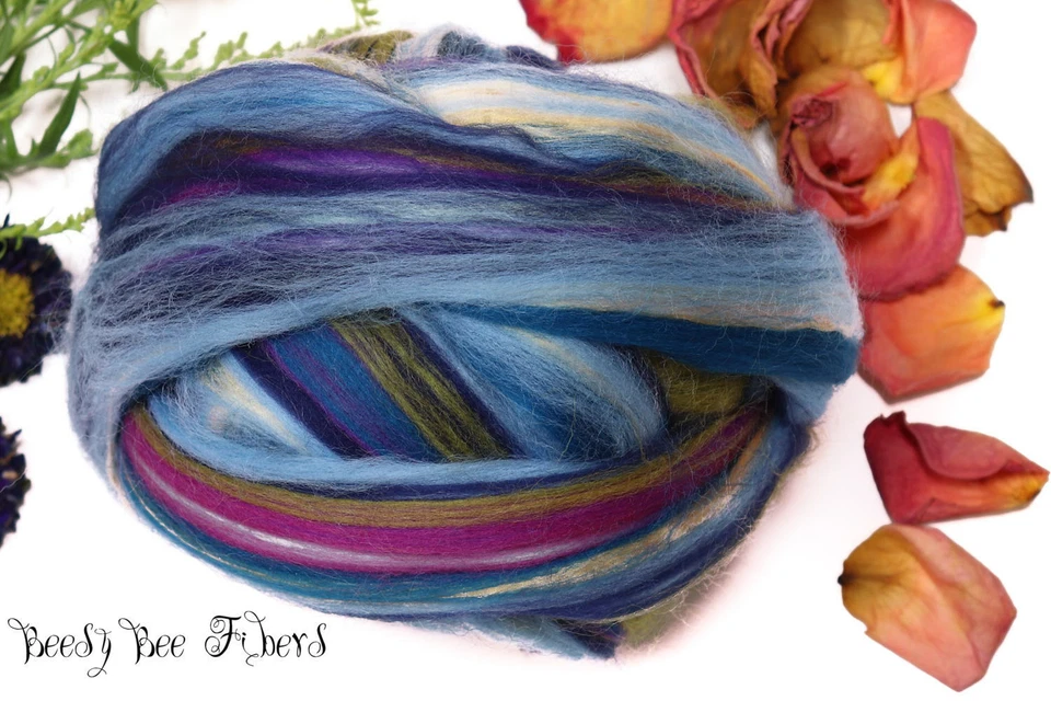 DRAGONFLY - Merino Mulberry Silk Blend Roving Combed Top Wool Roving - 4 oz - Image 4 of 4