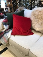 Pottery Barn Everywhere Velvet Pillow Cover Hunter GREEN 20”x20” Christmas NEW