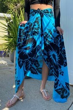 Hawaiian Pareo Turquoise Black Hibiscus Flower Wraparound Sarong Beach Skirt