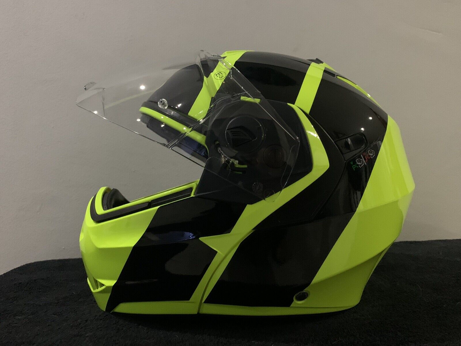 Casco Moto Modulare Omologato Apribile Caberg DUKE II IMPACT Giallo Fluo Nero L