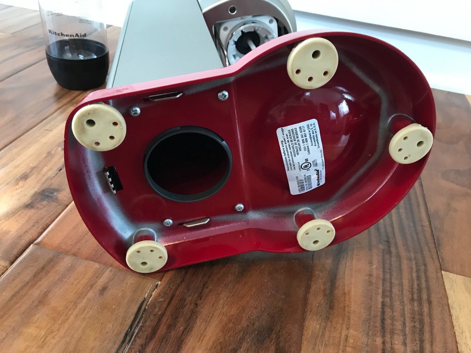 KitchenAid KSS3121ER SodaStream Heavy Duty Sparkling Beverage Maker Red KSS3121