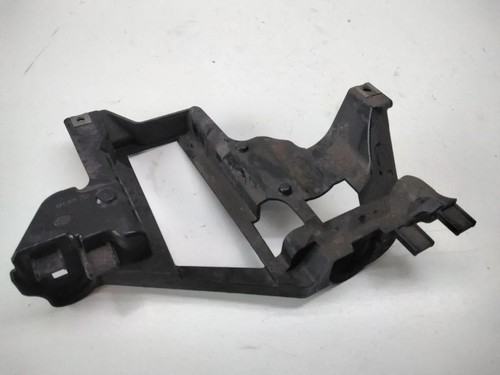 BMW X5 E53 Rechte Scheinwerferhalter 224568 3.00 Diesel 160kw 2005 33699865