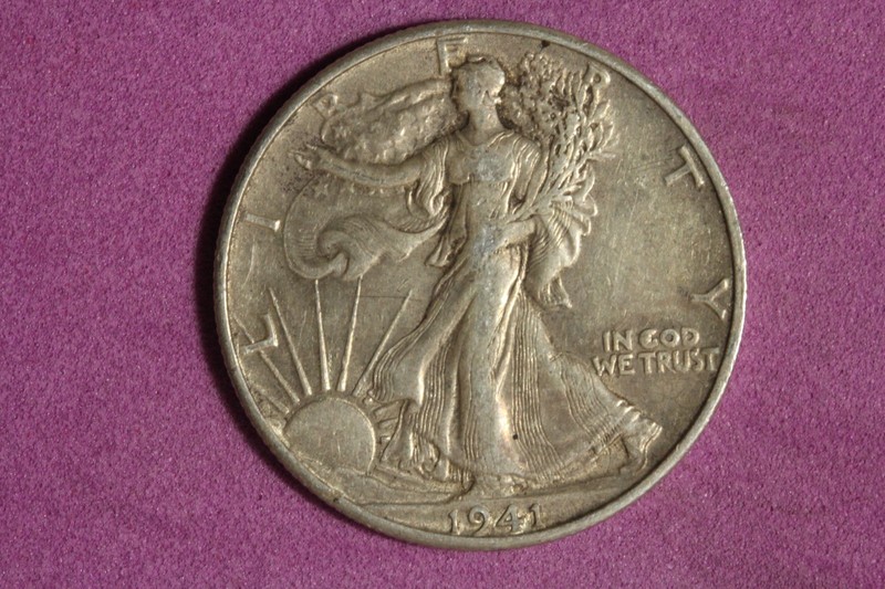 ESTATE FIND 1941 - WALKING LIBERTY HALF DOLLAR!!!  #N08773