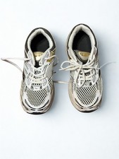 Saucony Originals Omni 9 Youth Size 7 Silver/Gold SK268173 Good Condition