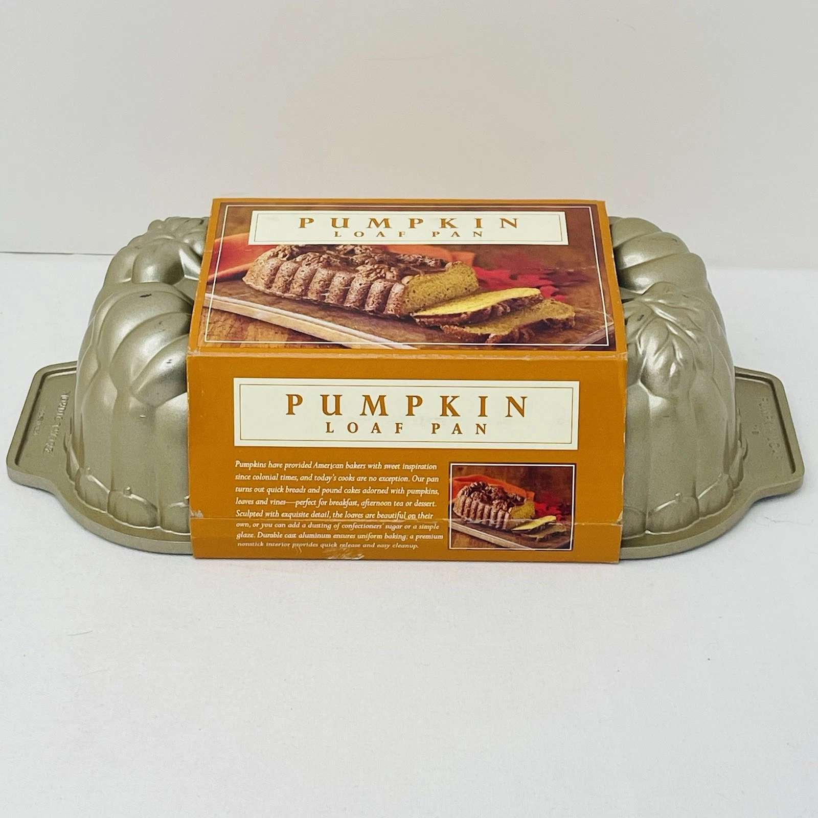 Vtg Nordic Ware Pumpkin 11" Loaf Pan Autumn Harvest Made in USA Cast Iron