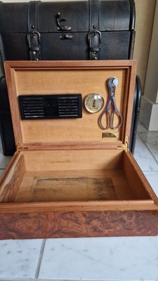 gebrauchter handgefertigter Humidor Mastro de Paja aus Italien