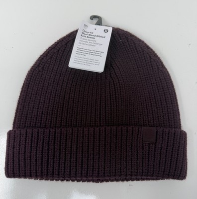 lululemon Lightweight Wool-Blend Beanie LULULEMON UNISEX LIGHTWEIGHT WOOL-BLEND BEANIE, PINK PUNCH  main image 2