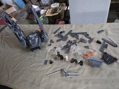 Kylo Ren's Command Shuttle Lego Star Wars: No. 75104 Near Complete Set