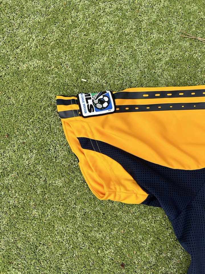 Camiseta de fútbol vintage Adidas LA Galaxy amarilla/azul marino para hombre (est) pequeña Foto 4 de 4