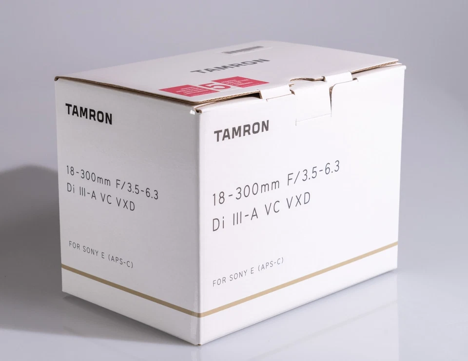 Tamron 18-300mm 3.5-6.3 Di III-A VC VXD für Sony E-Mount APS-C B061S