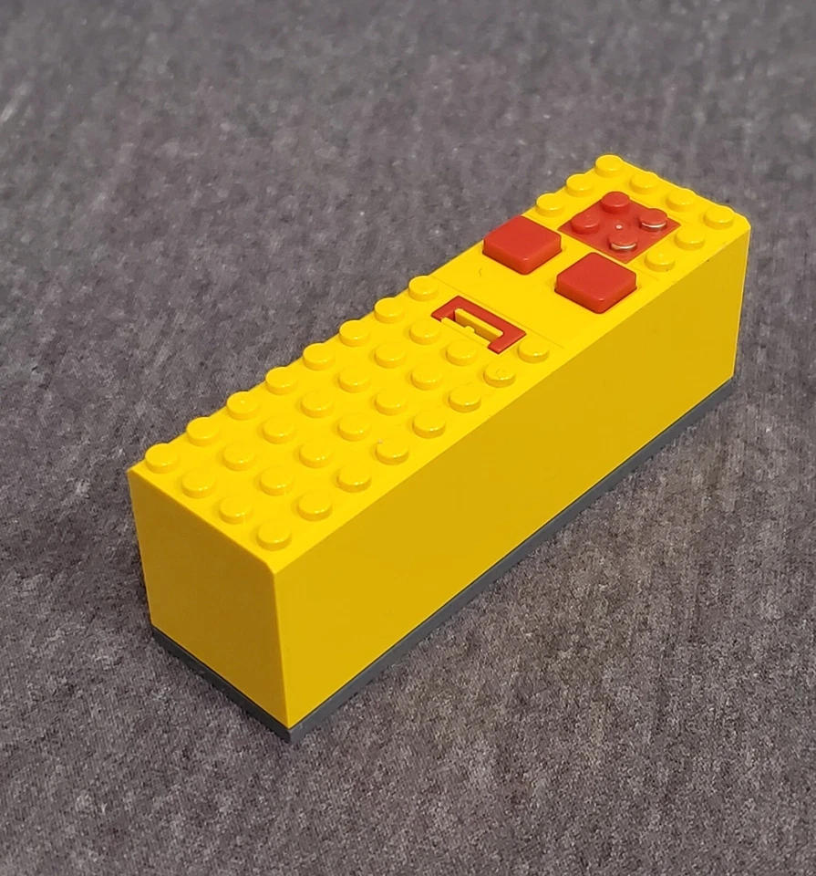 Lego Technic vintage YELLOW BATTERY BOX - 9v 4x14x4 - working - train - 2847 - Изображение 2 из 4